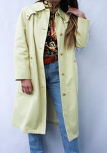 Load image into Gallery viewer, Daisy Coat