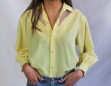 Load image into Gallery viewer, Dolly Button Down