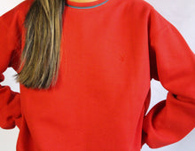 Load image into Gallery viewer, Hop Away Crewneck